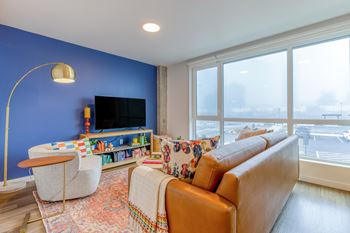 Riverfront everett apartments | everett, wa